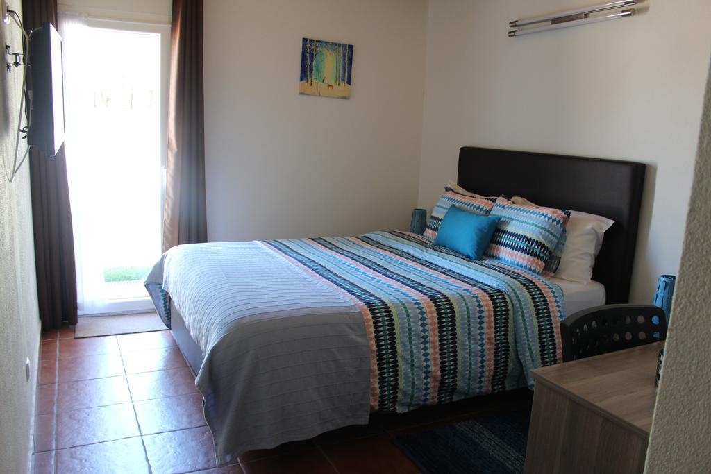 Monte Da Barragem Hotel Montargil Exterior photo